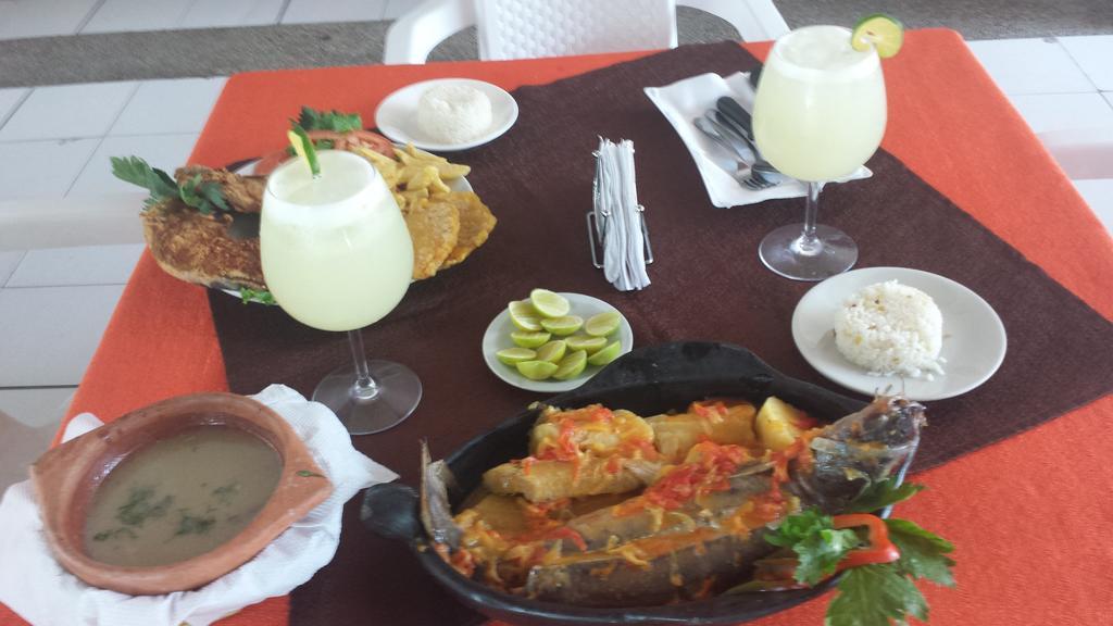 Hotel Villa Maritza Melgar Kültér fotó